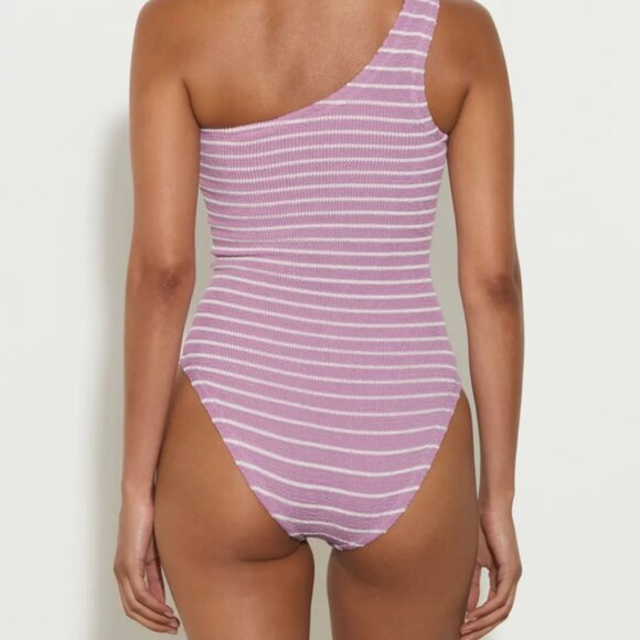 Hunza G Nancy One Shoulder Striped One Piece Crinkle Swimsuit One Size NWT - Picture 2 of 6